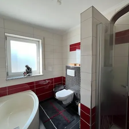 Tolle In Apartamento *